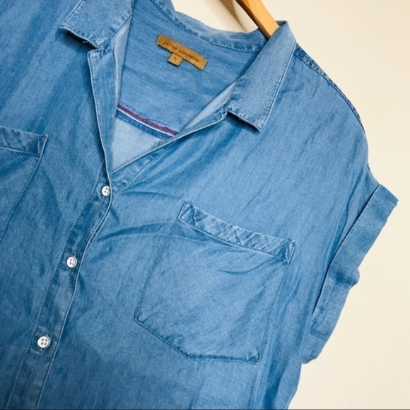 𝅺jachs Girlfriend Tencel Button Down Roll Cuff Top - Picture 3 of 8